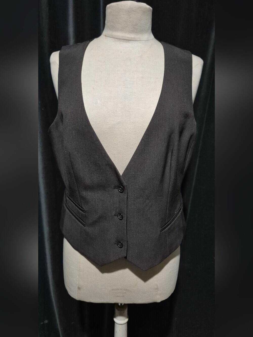 New York & Company Women's Charcoal Gray Tailored Vest (Box B)